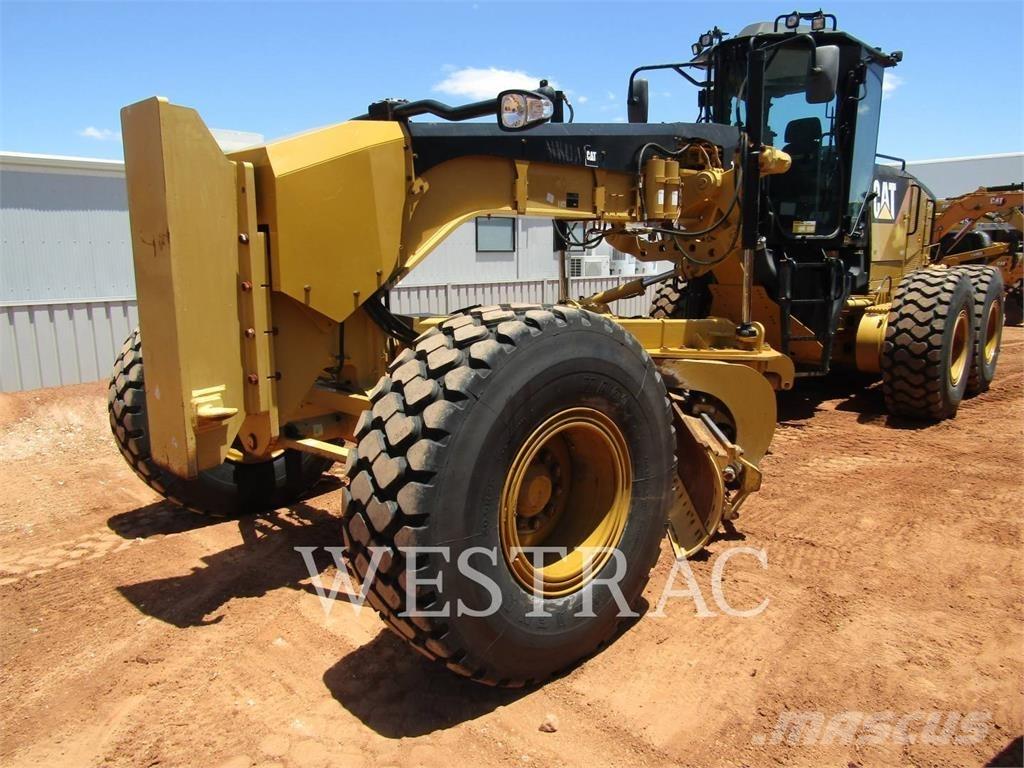 CAT 14M 平土機