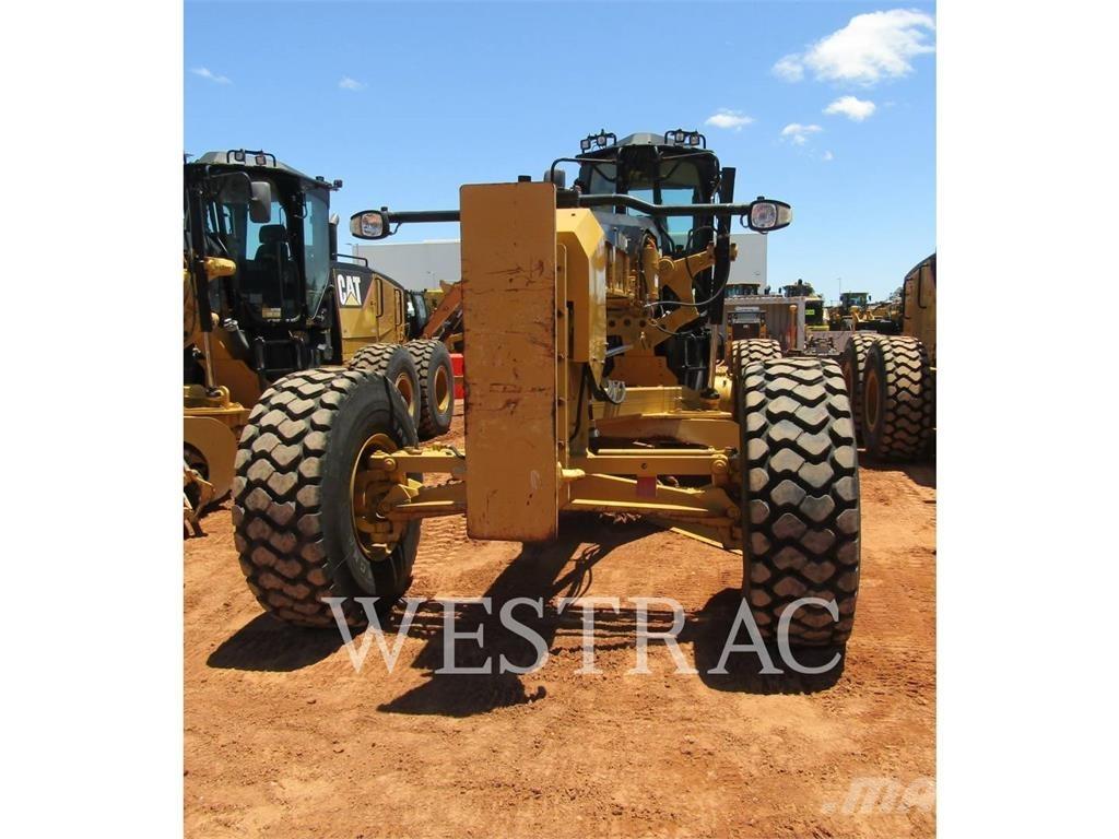 CAT 14M 平土機