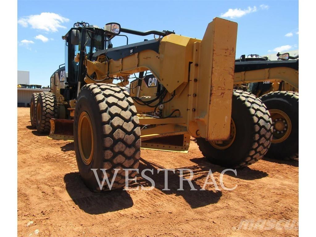 CAT 14M 平土機