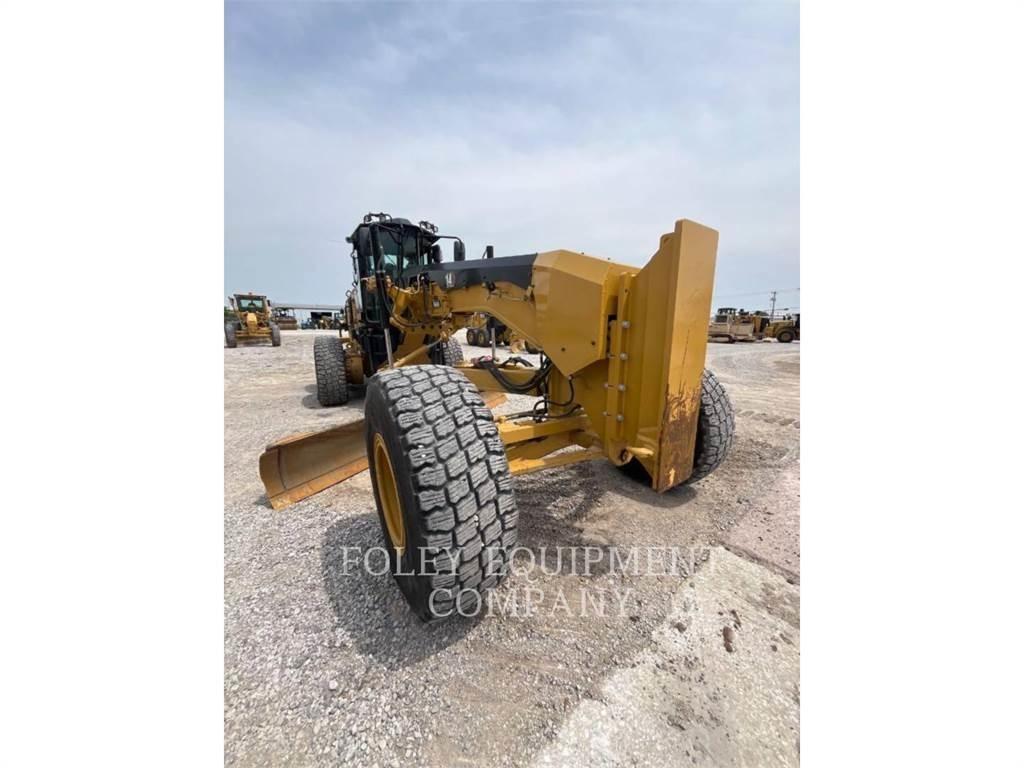 CAT 14M3A 平土機