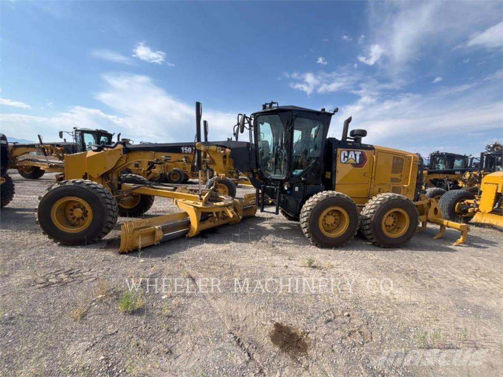CAT 150 15 平土機