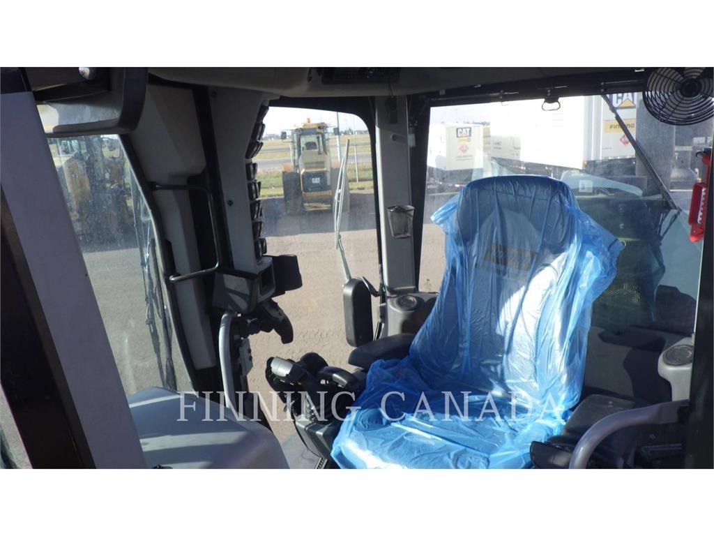 CAT 150-15 平土機