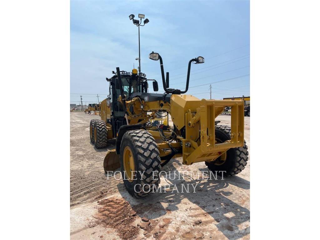 CAT 150-15AWI 平土機