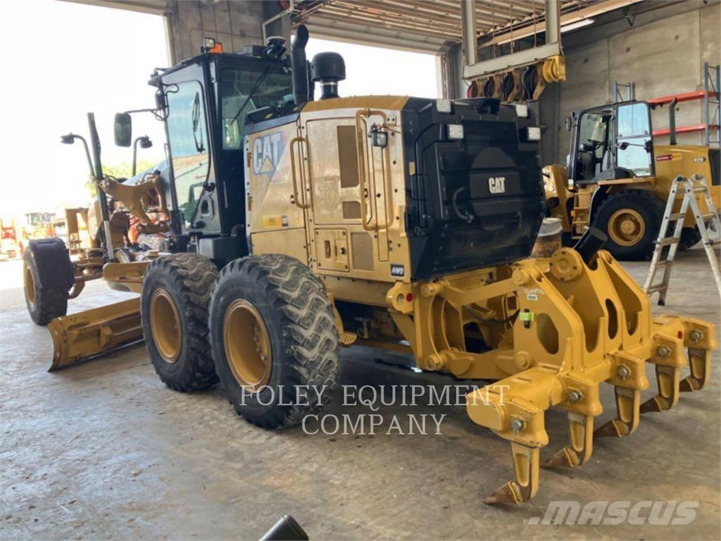 CAT 150-15AWI 平土機