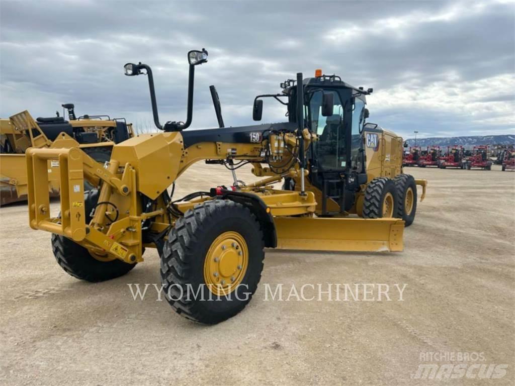 CAT 150 AWD 平土機
