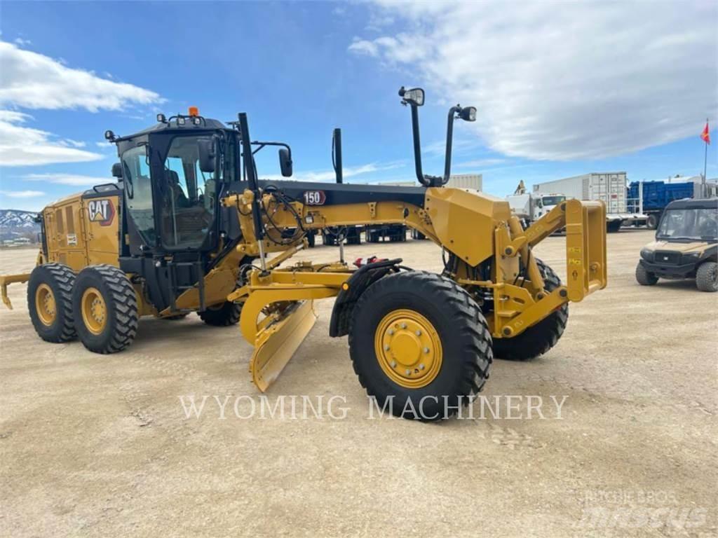 CAT 150 AWD 平土機