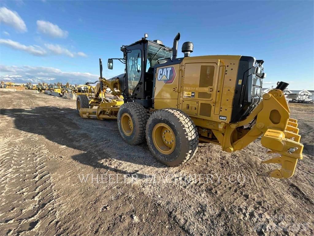 CAT 150 AWD 平土機