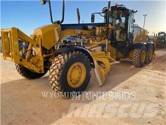 CAT 150 AWD 平土機