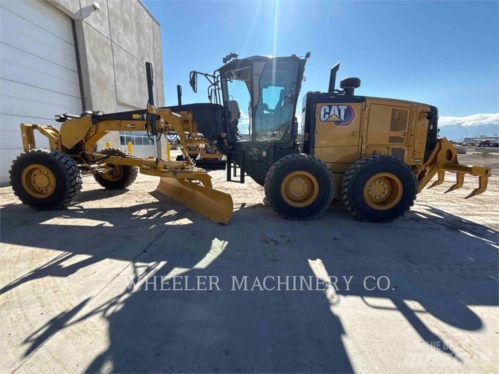 CAT 150 AWD 平土機