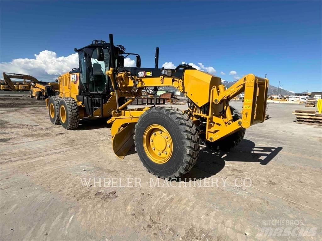 CAT 150 AWD 平土機