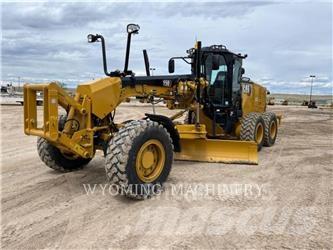CAT 150 AWD 平土機