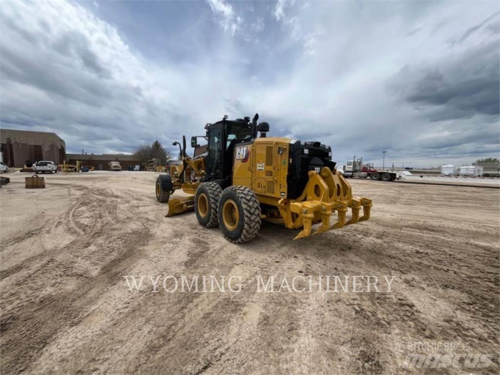 CAT 150 AWD 平土機