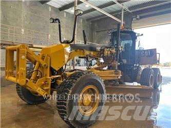 CAT 150 AWD 平土機