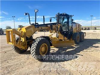 CAT 150 AWD 平土機