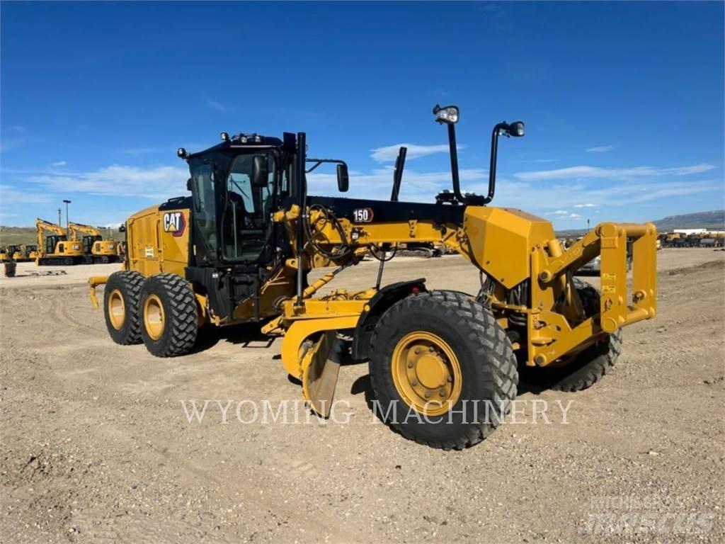 CAT 150 AWD 平土機
