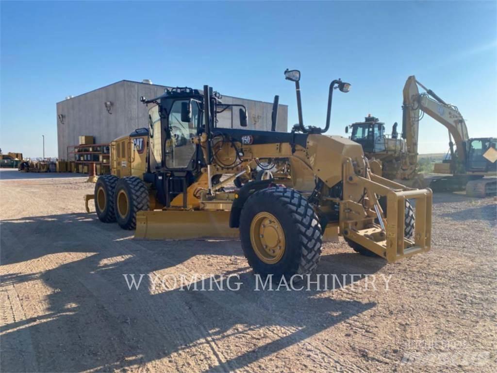 CAT 150 AWD 平土機