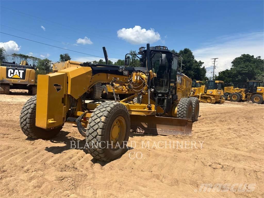 CAT 150 AWD 平土機