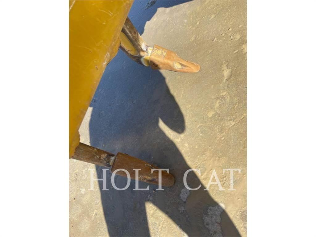 CAT 150 JOY 平土機