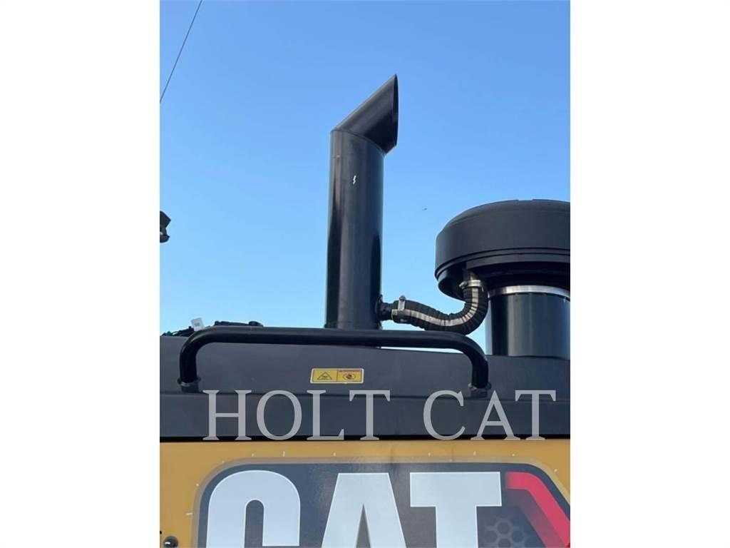 CAT 150 JOY 平土機