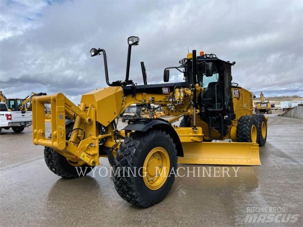 CAT 160 AWD 平土機