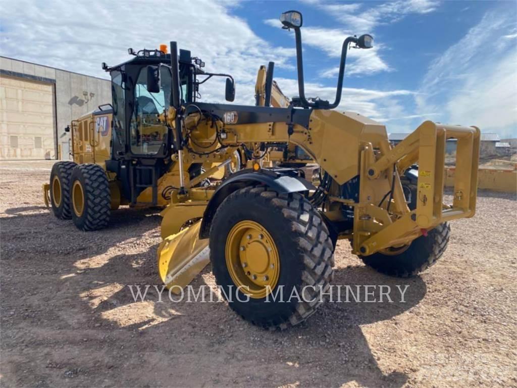 CAT 160 AWD 平土機