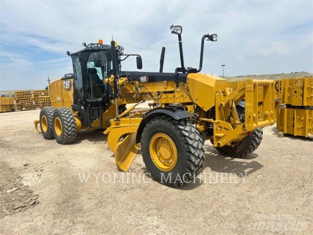 CAT 160 AWD 平土機
