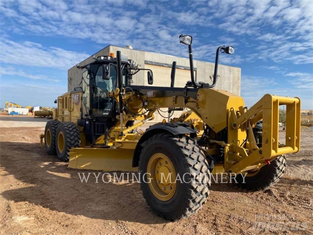 CAT 160 AWD 平土機