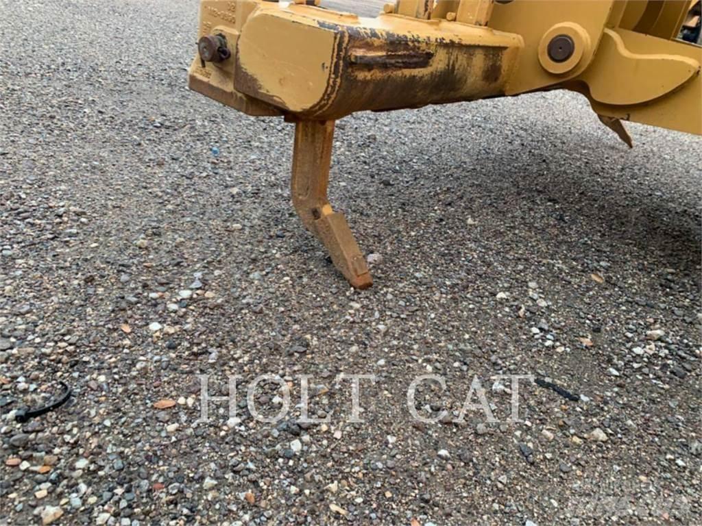 CAT 160M3 平土機