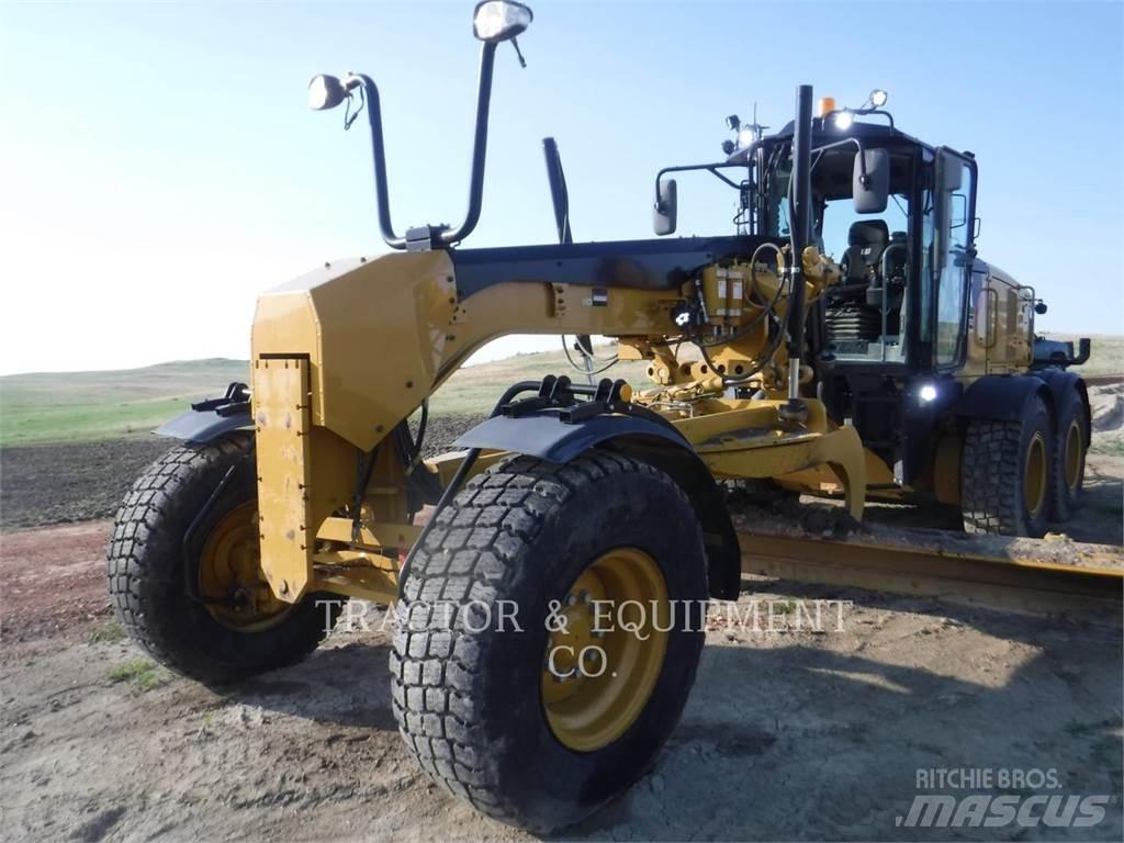 CAT 160M3 平土機