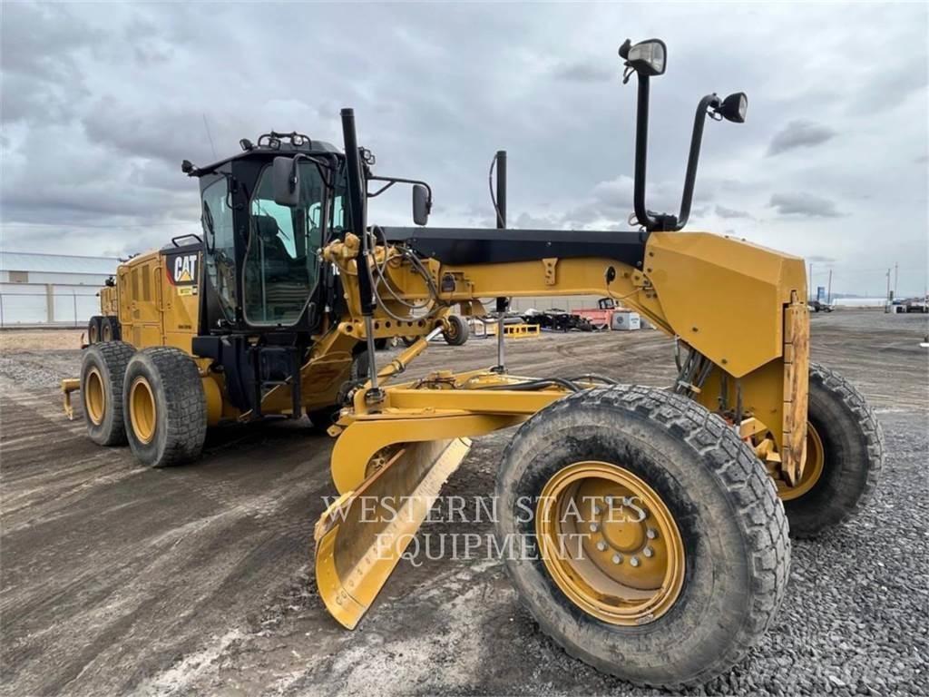 CAT 160M3 平土機