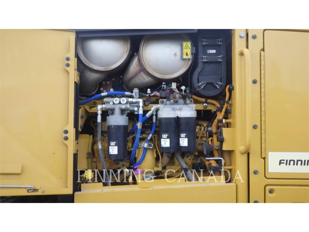 CAT 160M3 平土機