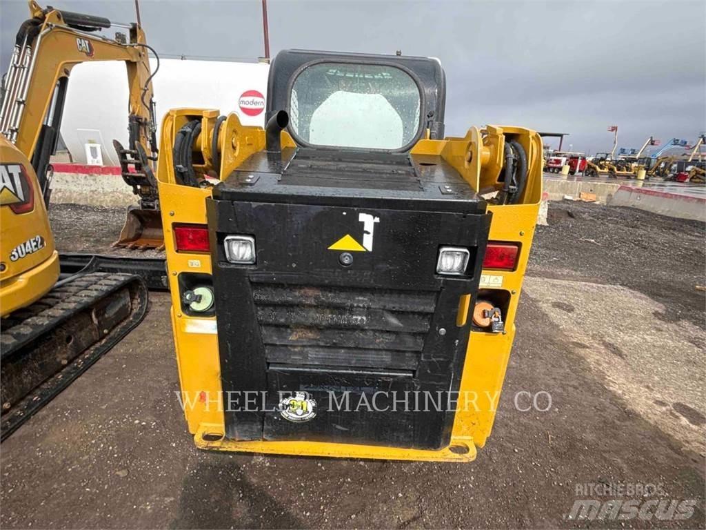 CAT 226D C1-H2 滑移轉向裝載機