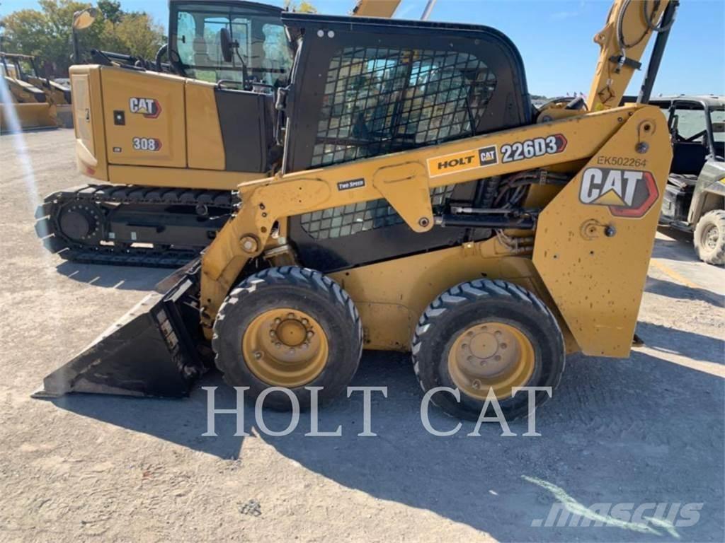 CAT 226D CAB 滑移轉向裝載機