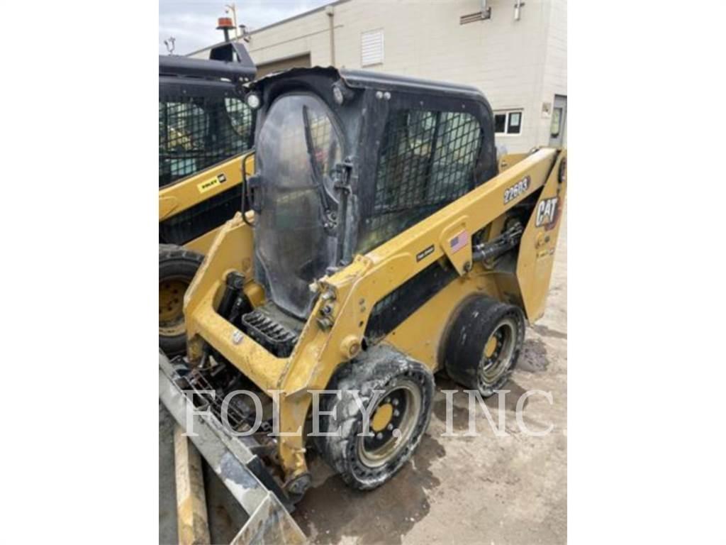 CAT 226D3 滑移轉向裝載機