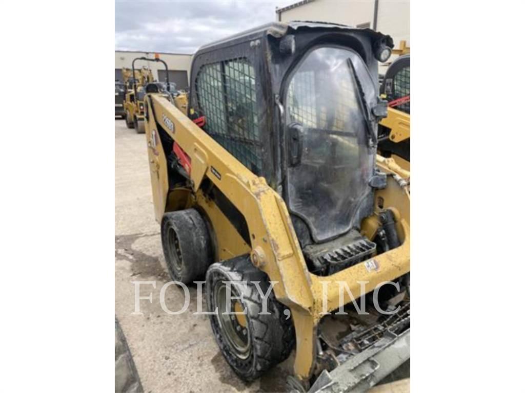 CAT 226D3 滑移轉向裝載機