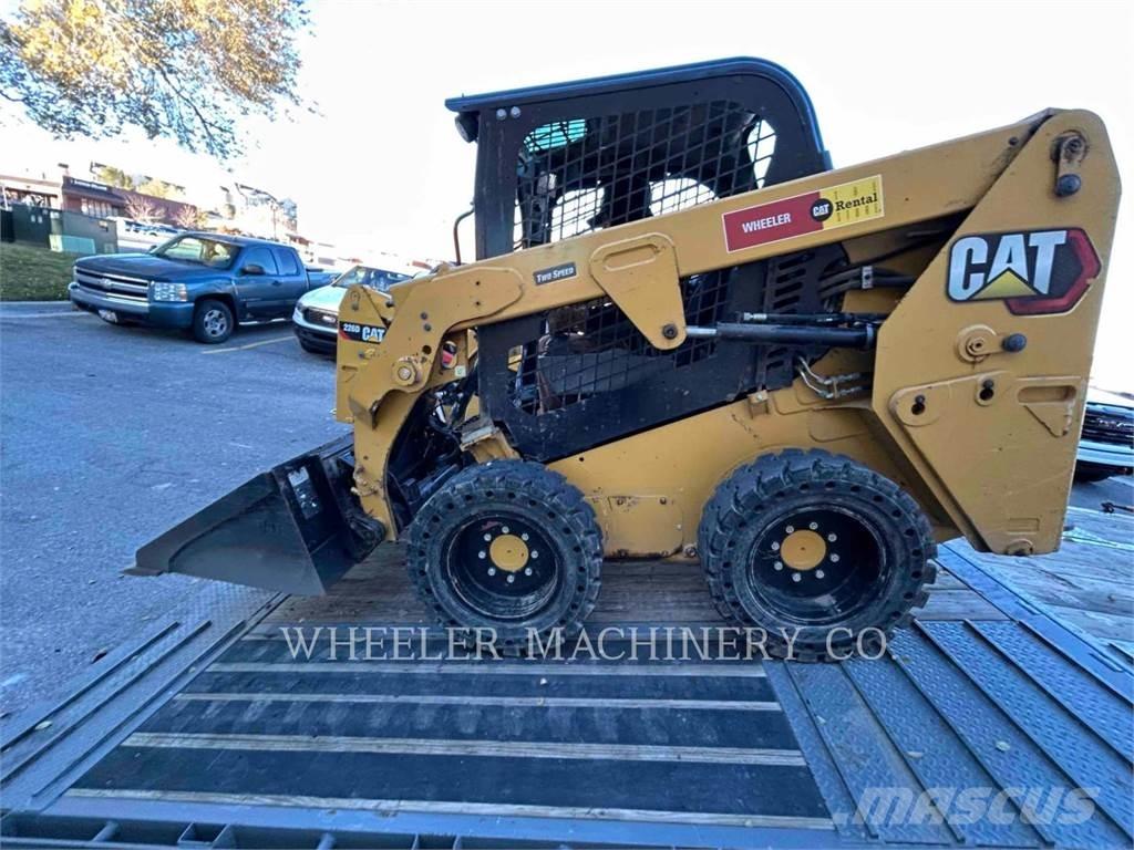 CAT 226D3 C1H2 滑移轉向裝載機