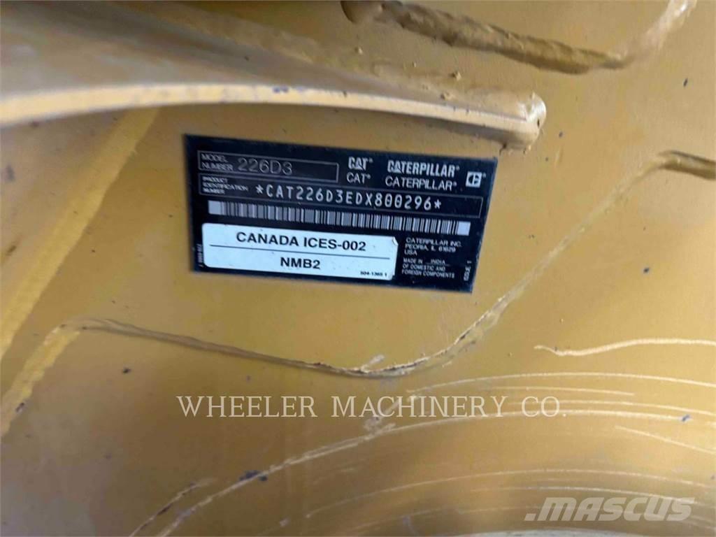 CAT 226D3 C1H2 滑移轉向裝載機