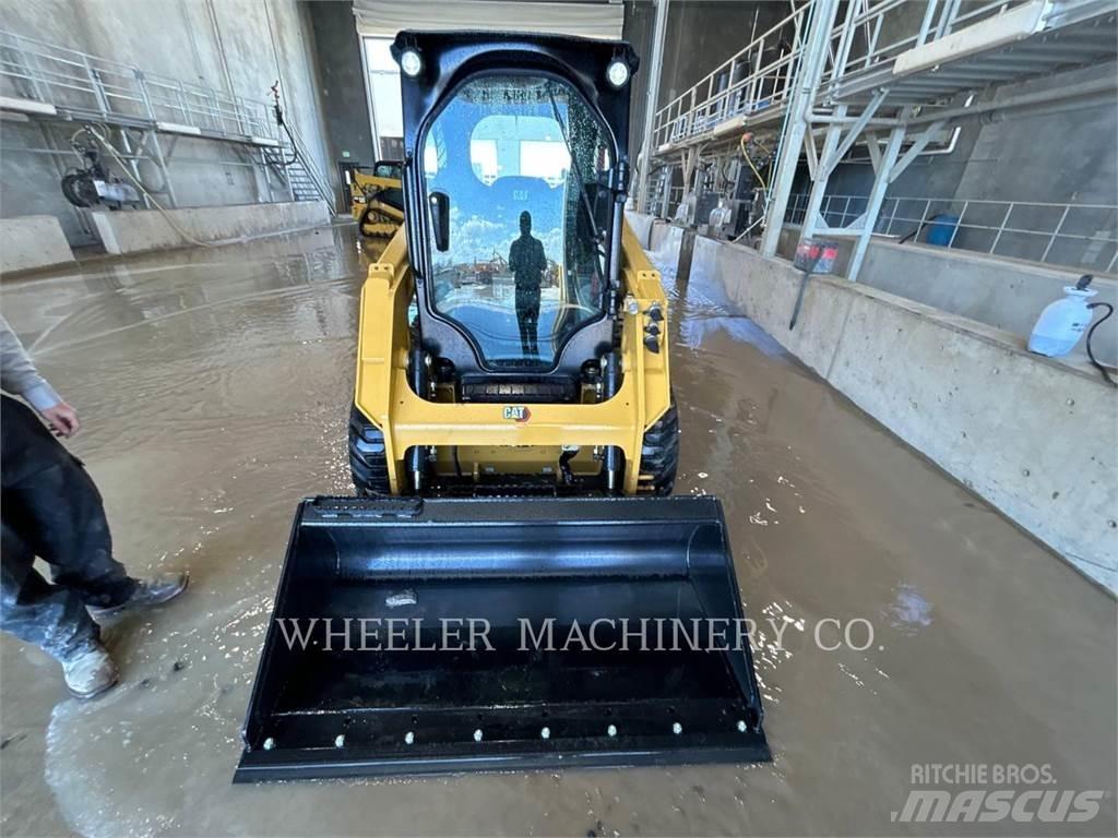 CAT 226D3 C3H2 滑移轉向裝載機