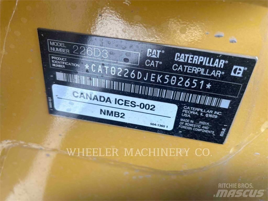 CAT 226D3 C3H2 滑移轉向裝載機