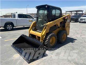 CAT 226D3 C3H2 滑移轉向裝載機