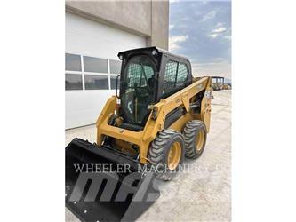 CAT 226D3 C3H2 滑移轉向裝載機