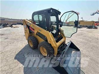 CAT 226D3 C3H2 滑移轉向裝載機