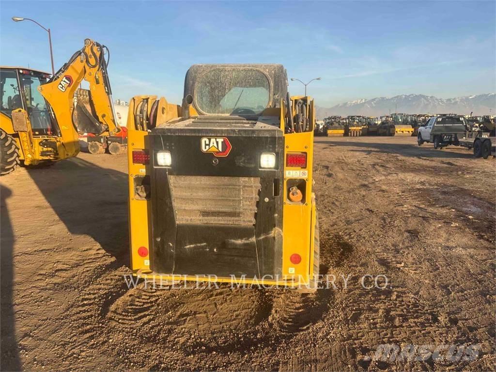 CAT 226D3 C3H2 滑移轉向裝載機