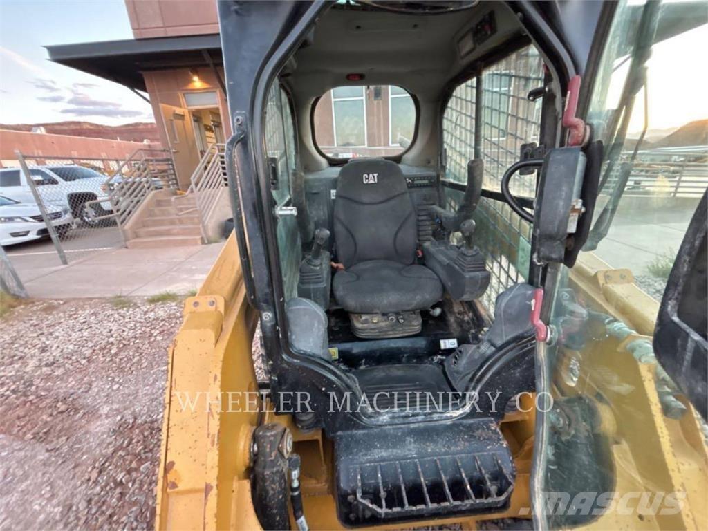 CAT 226D3 C3H2 滑移轉向裝載機