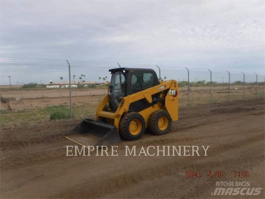 CAT 226D3 CA 滑移轉向裝載機
