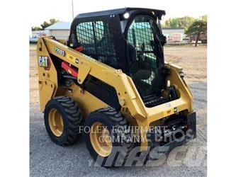 CAT 226D3STD1C 滑移轉向裝載機