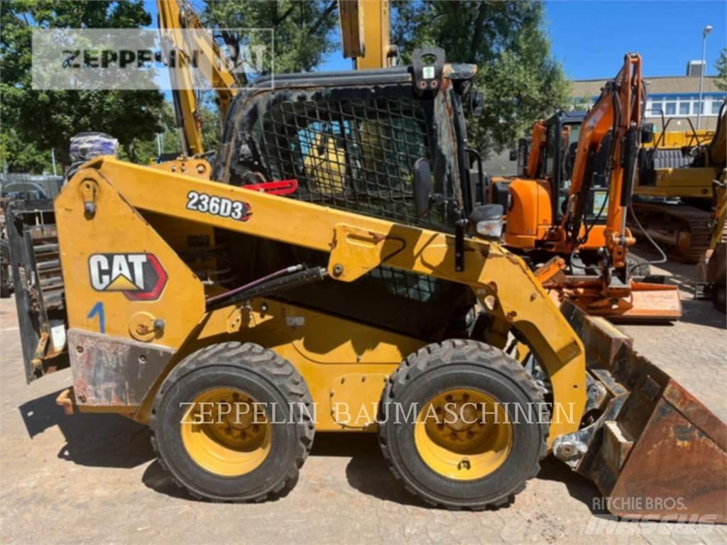CAT 236D 滑移轉向裝載機