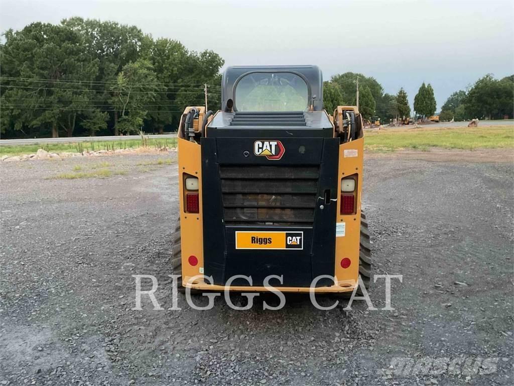 CAT 236D 滑移轉向裝載機