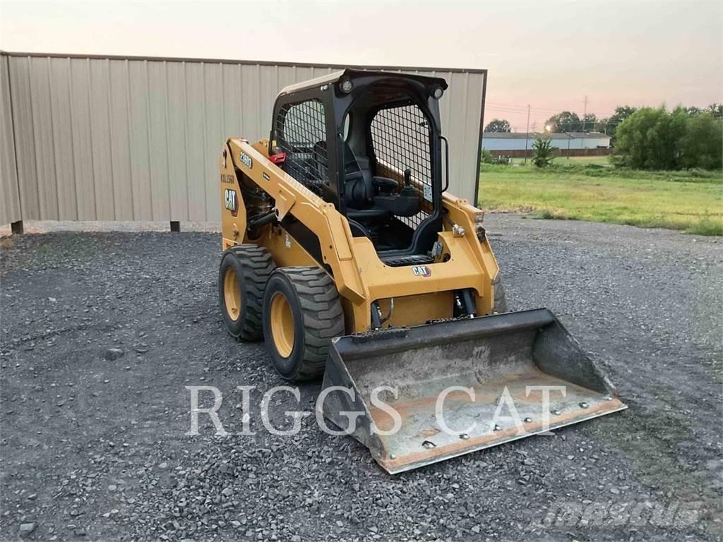 CAT 236D 滑移轉向裝載機