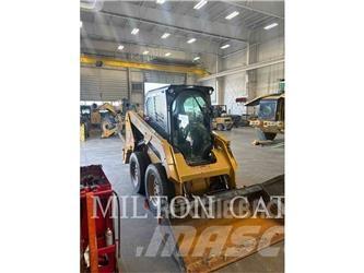 CAT 236D 3 滑移轉向裝載機